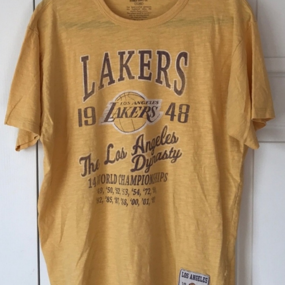 Banner Supply Co. Lakers Dynasty T-shirt!